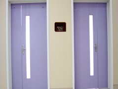 醫院辦公室（shì）門